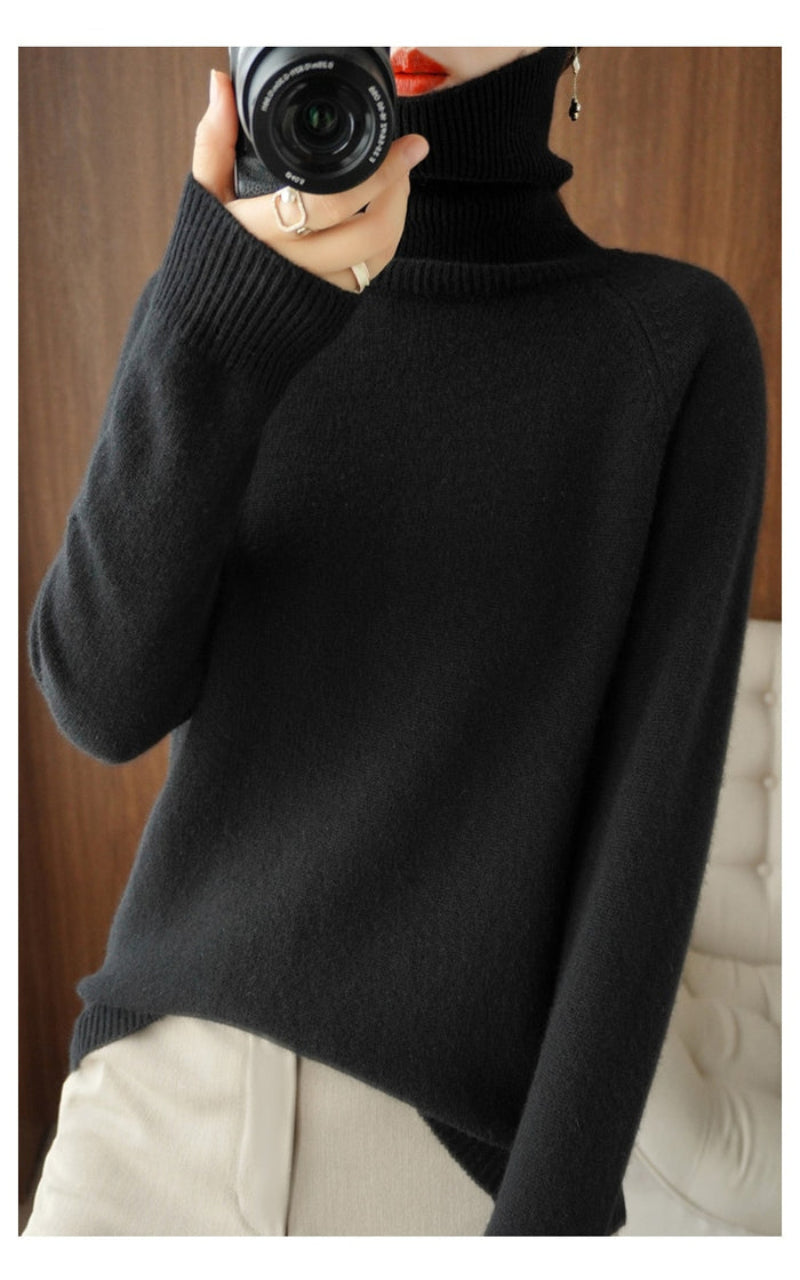 Isadora Women's Cashmere Blend Turtleneck Sweater | Soft & Warm Roll Neck Jumper for Women | Classic Regular Fit Luxury Winter Knitwear