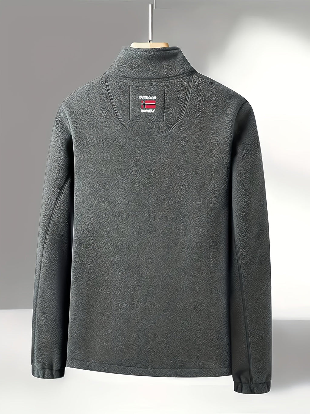 Julius Veste Polaire Outdoor Homme – Soft, Warm & Light with Protective Collar