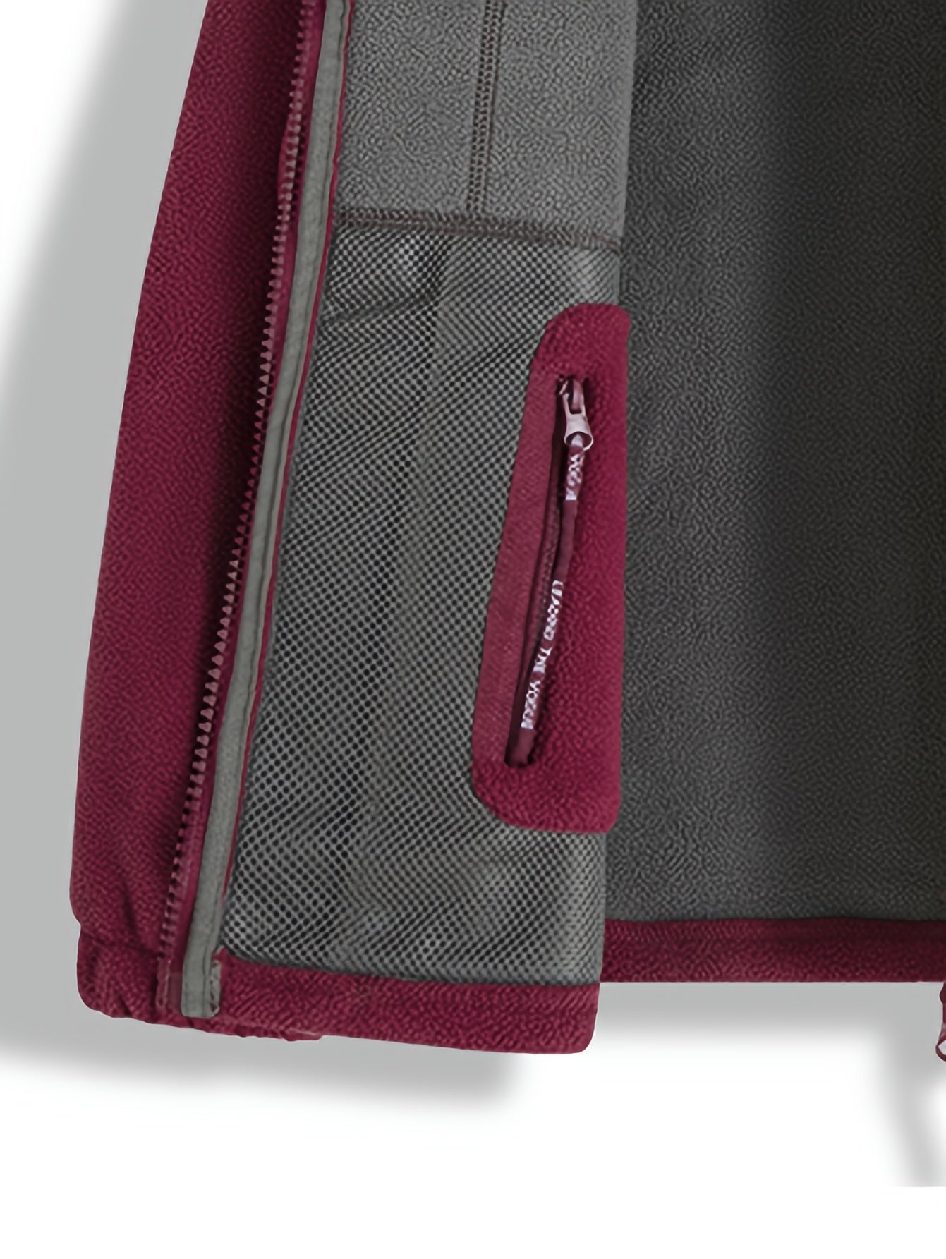 Julius Veste Polaire Outdoor Homme – Soft, Warm & Light with Protective Collar