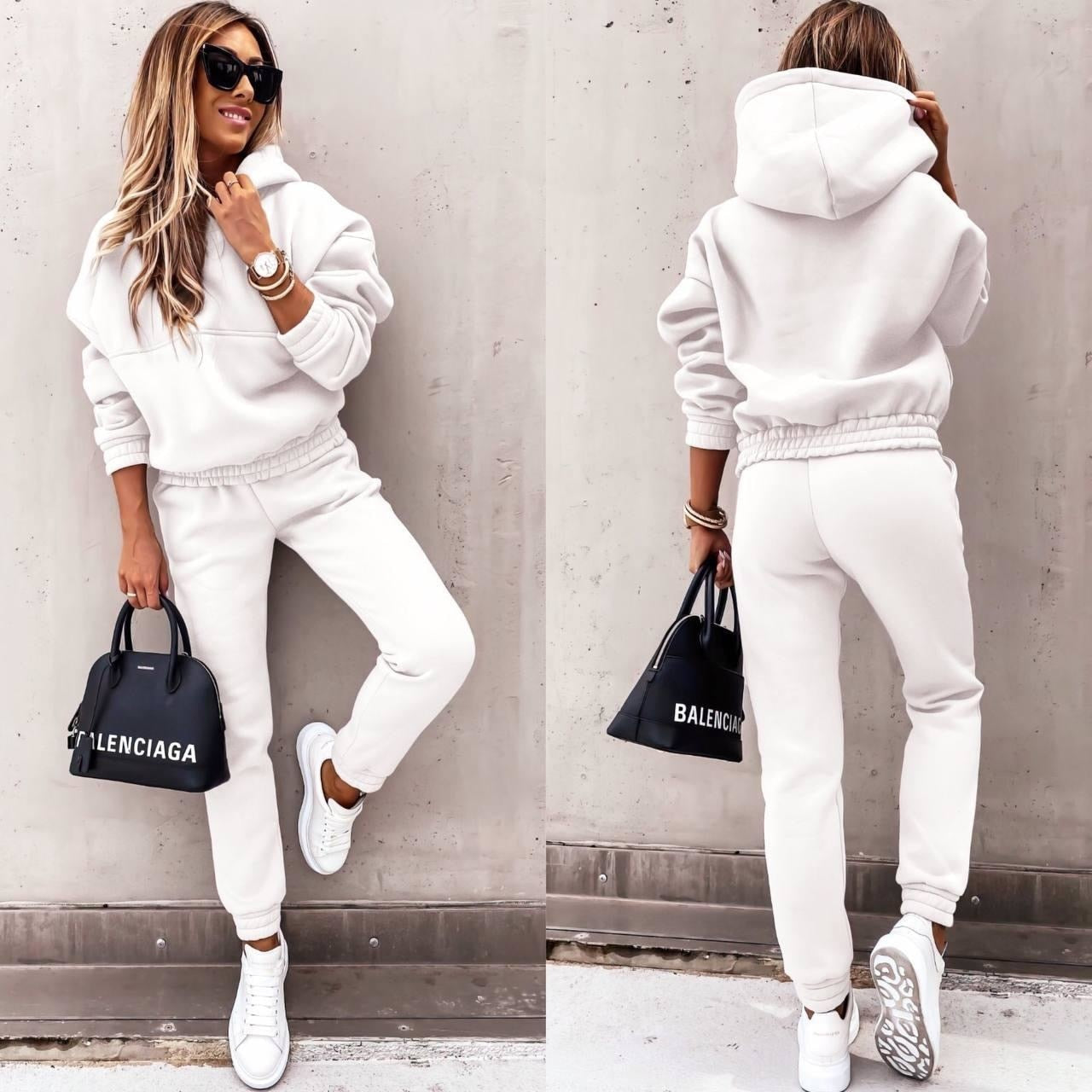 Elane Women's Jogging Set – Soft Comfort & Modern Style for Daily Relaxation