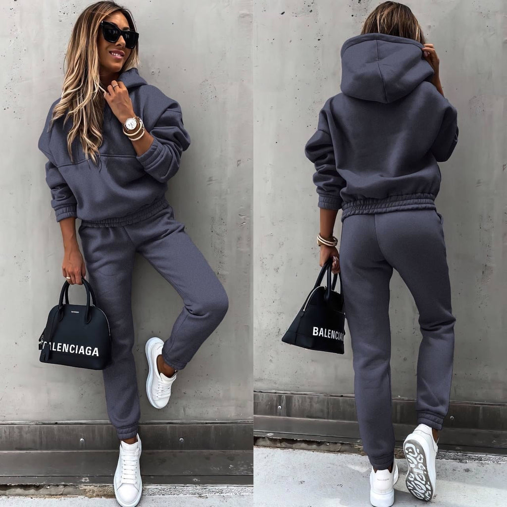 Elane Women's Jogging Set – Soft Comfort & Modern Style for Daily Relaxation