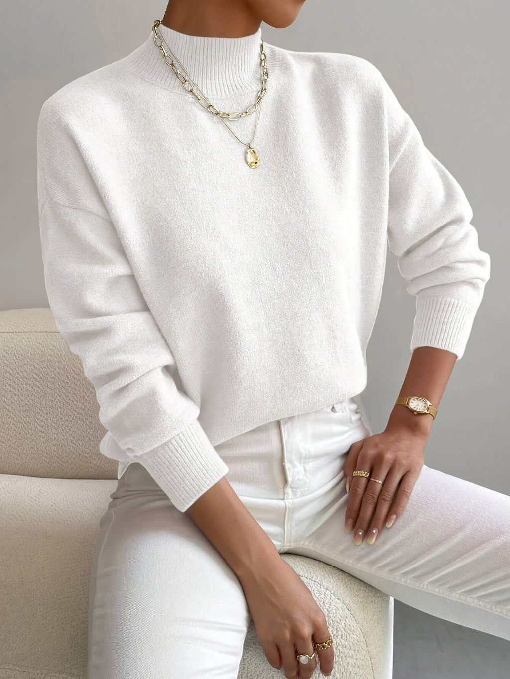 Marga Women's Elegant Cashmere Blend Turtleneck Sweater | Soft Luxury Roll Neck Jumper for Women