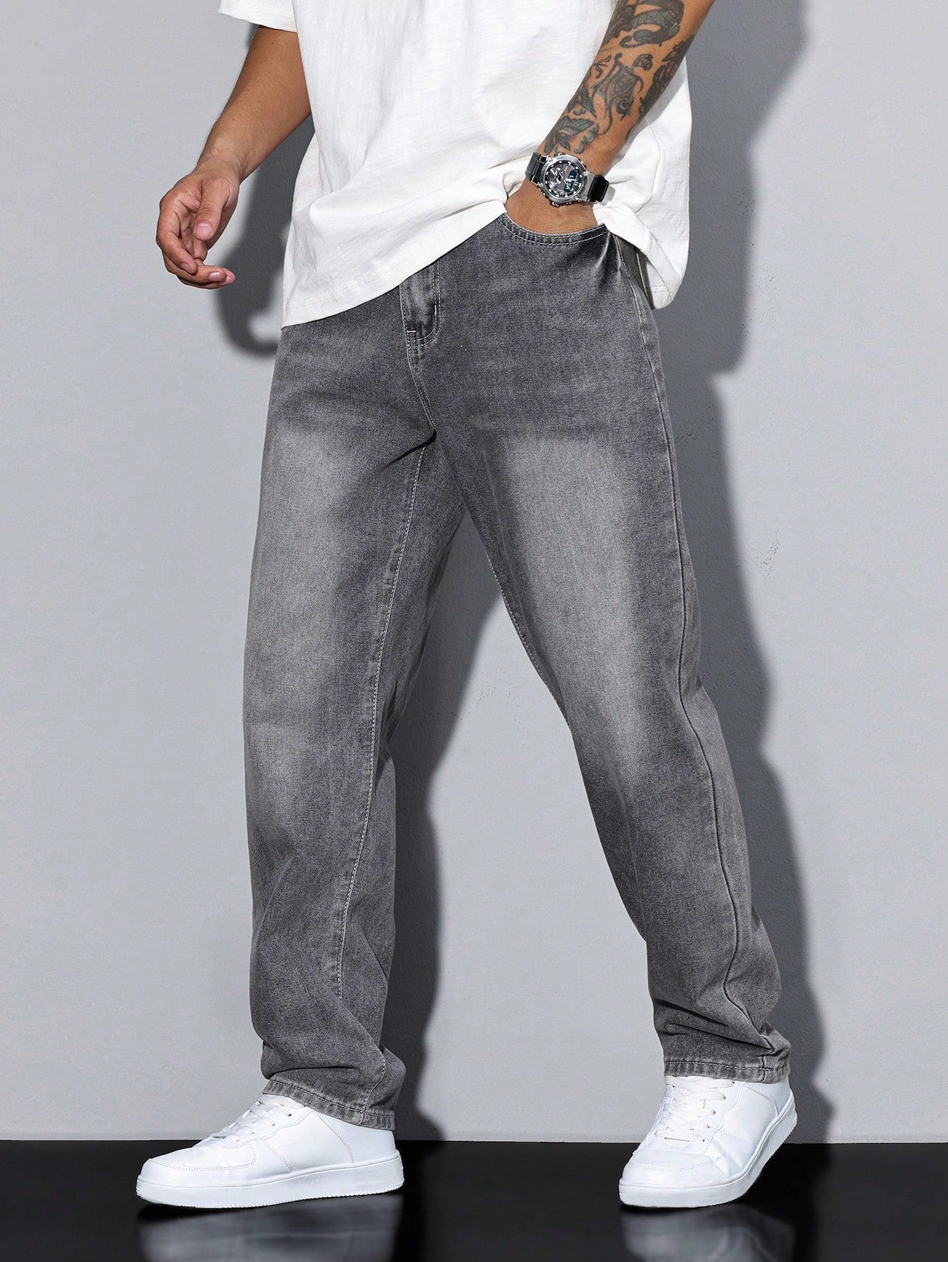 Men’s Straight Leg Jeans – Regular Fit Casual Denim