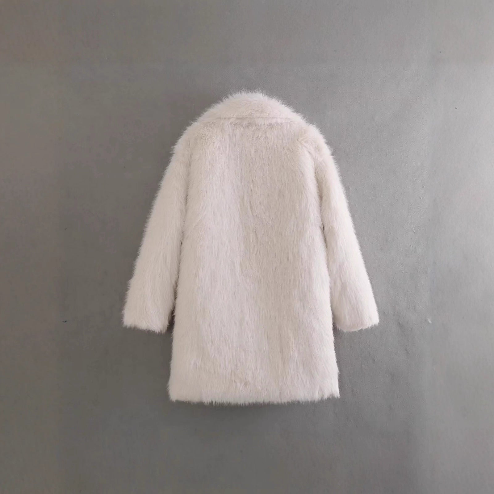 Vivienne Women's Luxury Cropped Faux Fur Jacket | Elegant Soft Fluffy Jacket for Women | Chic Statement Winter Outerwear