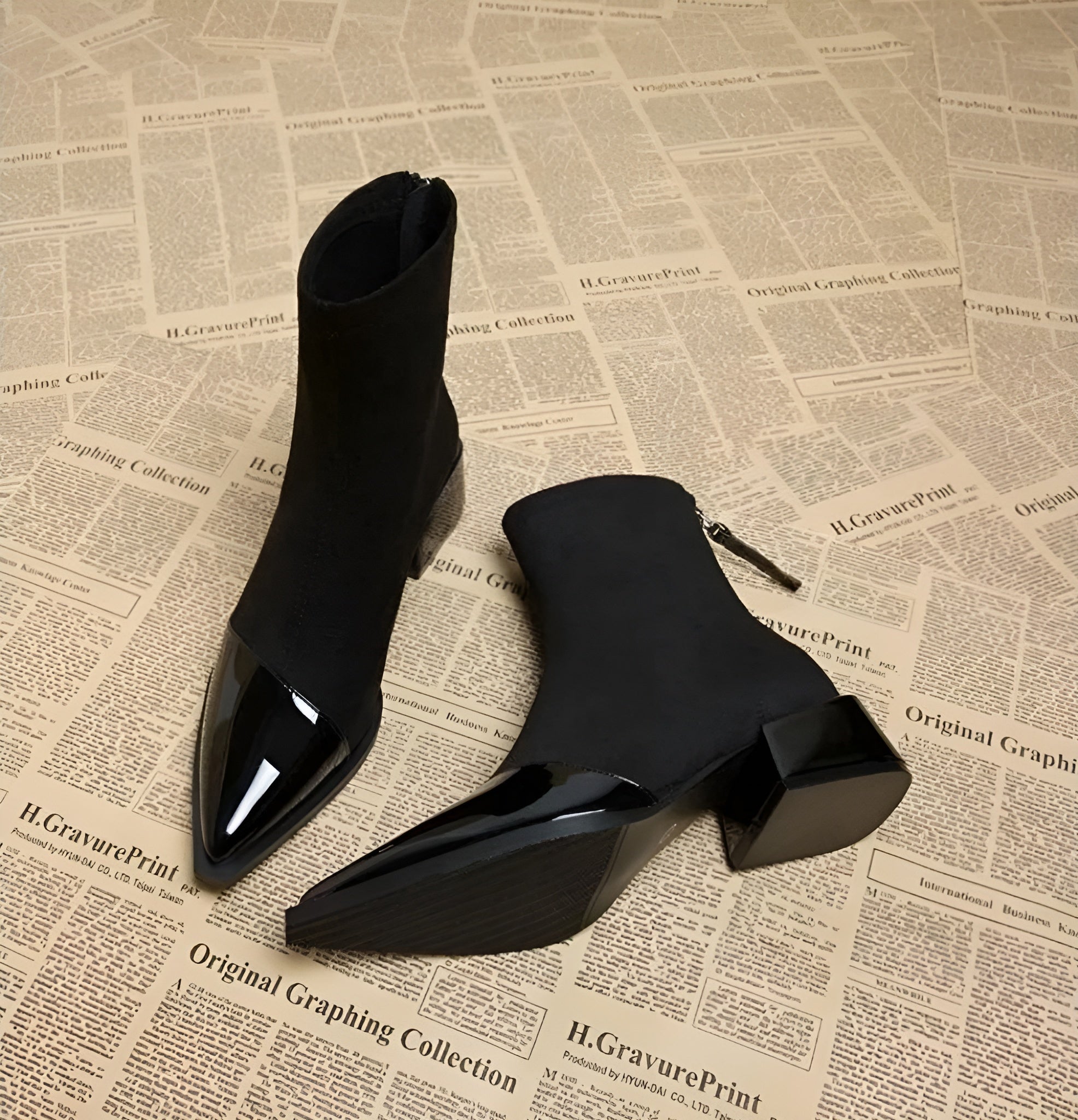 Elegant Suede Boots with Patent Details & Comfortable Block Heel
