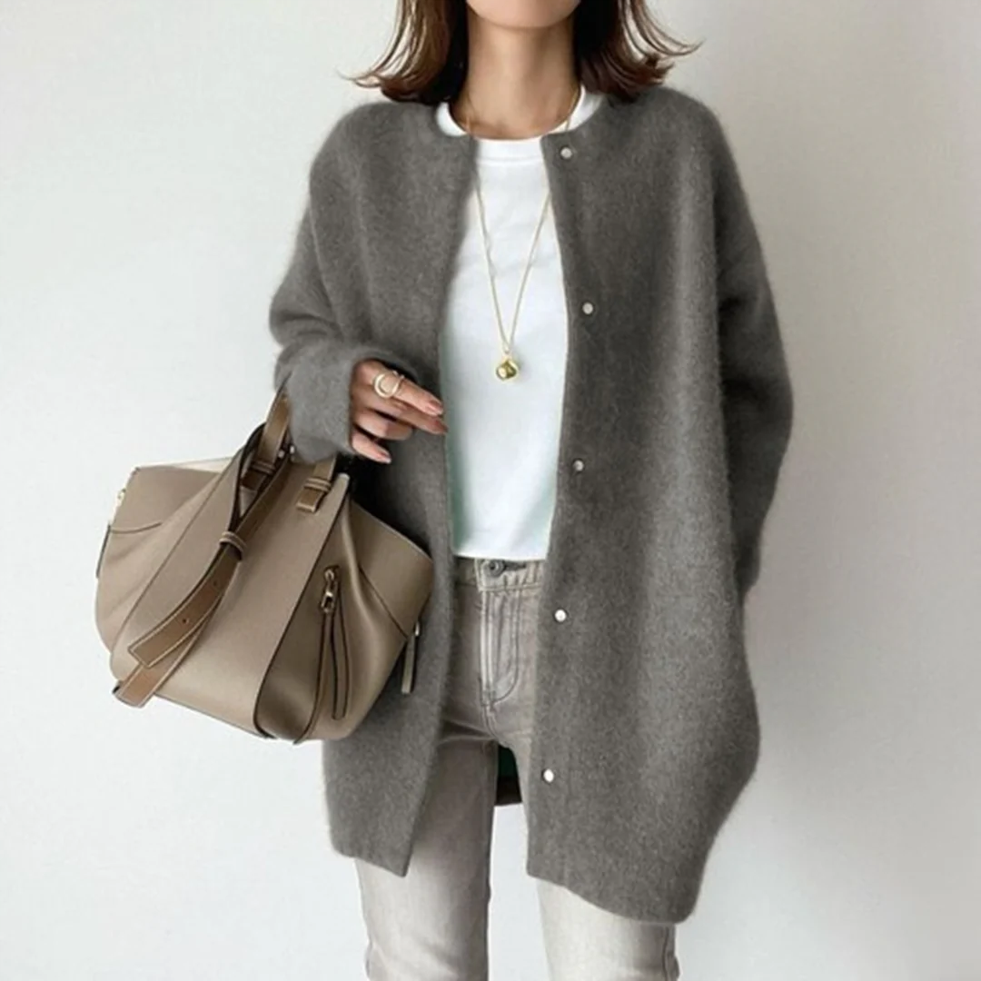 Evangeline Women's Oversized Cashmere Blend Cardigan | Soft Knit Chunky Oversized Cardigan for Women | Luxury Everyday Knitwear