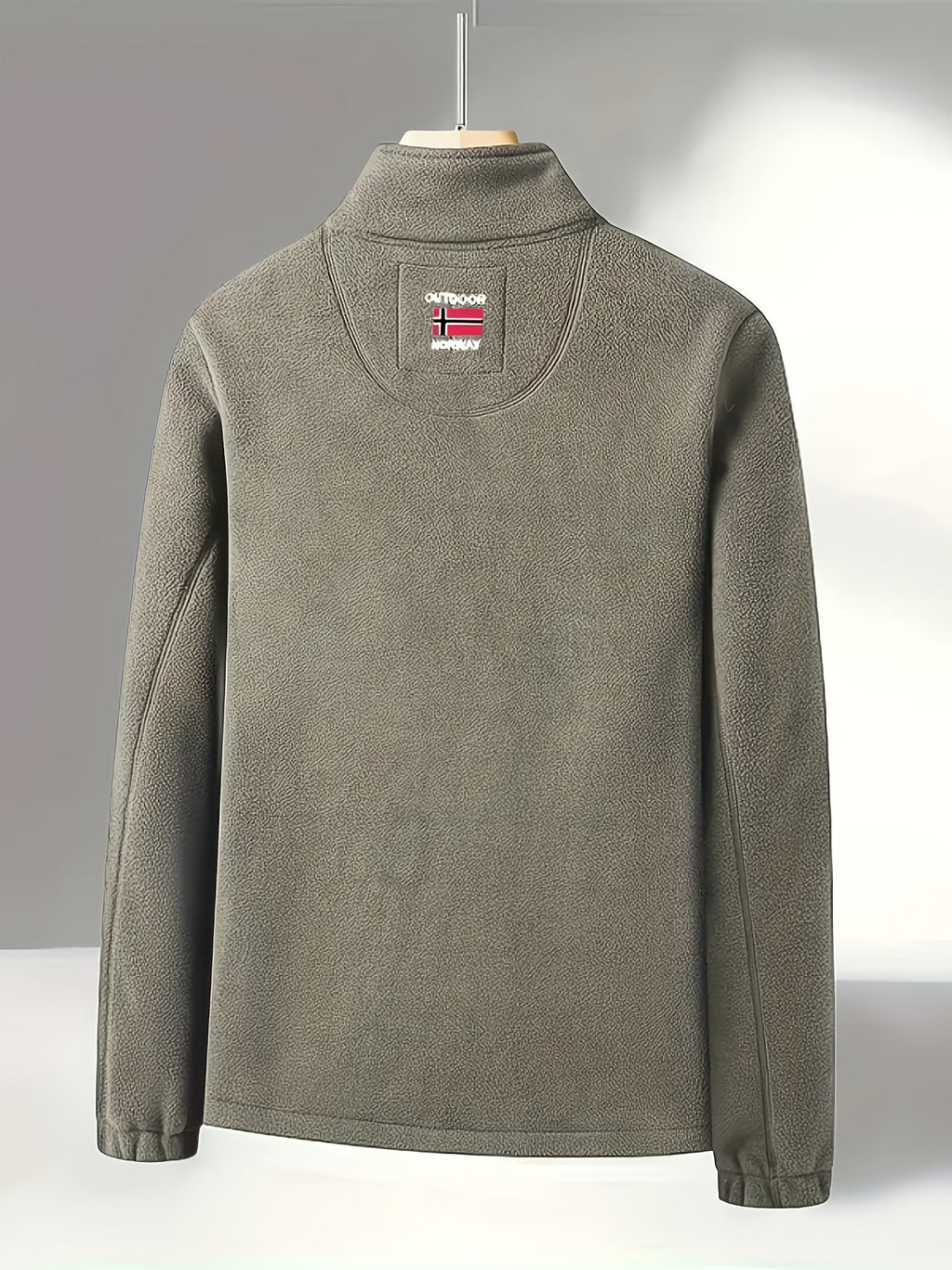 Julius Veste Polaire Outdoor Homme – Soft, Warm & Light with Protective Collar
