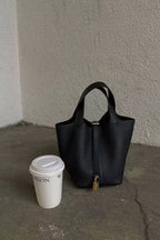 Amber Women's Tote Bag | Large Everyday Leather Tote Bag for Women | Spacious Shoulder Handbag for Work & Weekend
