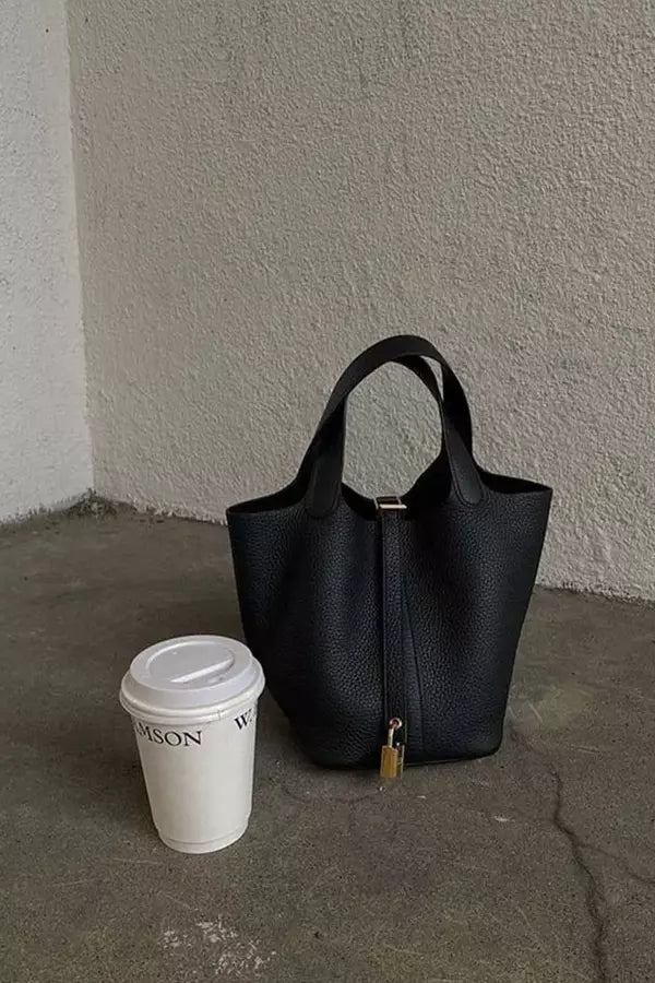 Amber Women's Tote Bag | Large Everyday Leather Tote Bag for Women | Spacious Shoulder Handbag for Work & Weekend