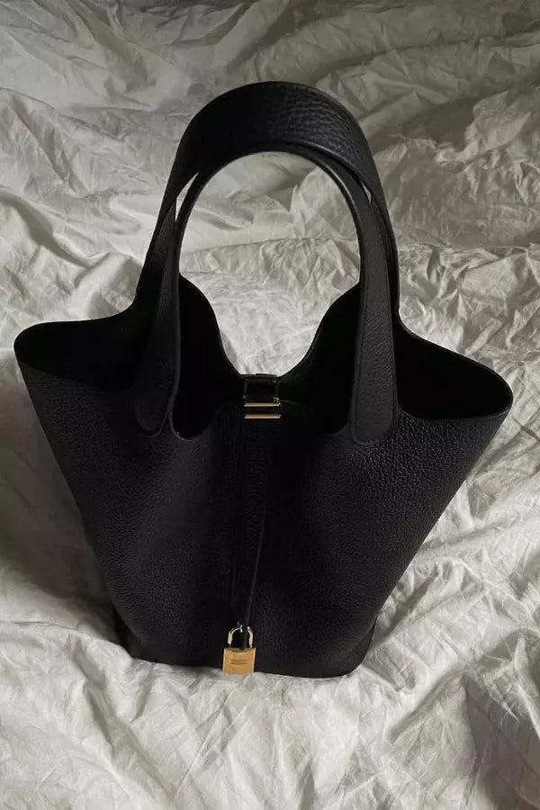 Amber Women's Tote Bag | Large Everyday Leather Tote Bag for Women | Spacious Shoulder Handbag for Work & Weekend