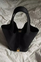 Amber Women's Tote Bag | Large Everyday Leather Tote Bag for Women | Spacious Shoulder Handbag for Work & Weekend
