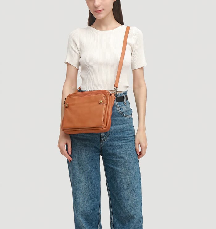 Ysabel Women's High-Quality Faux Leather Shoulder Bag | Luxury Vegan Leather Handbag for Women | Elegant Everyday Smart Casual Bag & Gift