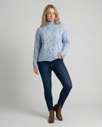 Lusa Women’s Luxury Cashmere Sweater with Minimalist Design & Soft Warmth