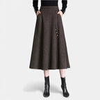 Women’s Elegant Tweed Skirt with Pockets